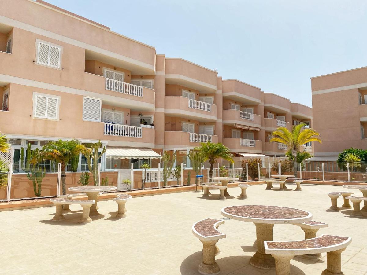 Hugo'S Holiday Apartment In Costa Del Silencio Arona  Extérieur photo